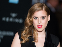 Принцесса Беатрис случайно порезала лицо Эду Ширану