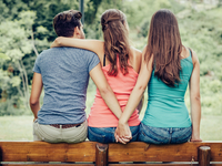 Отношения без обязательств или полиамория: подходит ли тебе это