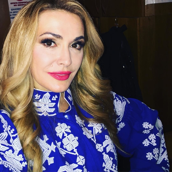 Ольга Сумская поделилась постельным снимком