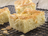 Яблочный пирог с миндальными хлопьями