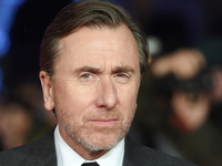 Звезда сериала Теория лжи рассказал,  что его насиловал родной дед