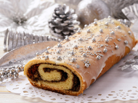 Как приготовить рулет с маком на Рождество