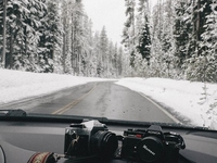 Чемоданное настроение: рождественский плейлист для путешественников