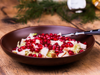 Салаты на Новый год: ТОП-5 рецептов с гранатовыми зернами