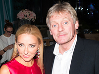 Жена пресс-секретаря Путина развлеклась на вечеринке с подругами