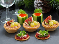 Закуски на Новый год: ТОП-3 рецепта тарталеток с паштетом