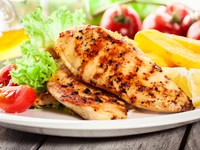 Куриное филе в медовом маринаде: три вкусные идеи