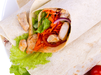 Шаурма с курицей: три вкусные идеи