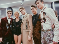 Королевский шик и поколение миллениалов на показе Dolce&Gabbana