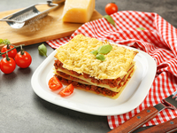 Лазанья с мясным фаршем: три вкусные идеи