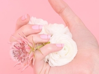 Маникюр на День святого Валентина: пять стильных идей