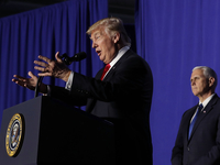 О чем думает Дональд Трамп: эксперт проанализировал жесты политика