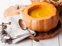 Суп с курицей в тыкве