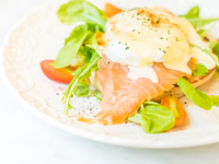 Что приготовить на завтрак: три рецепта с лососем