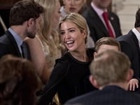 Иванка Трамп в платье за 5 тысяч долларов попала в скандал с беженцами