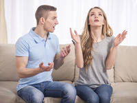 11 признаков, что вы встречаетесь с негодяем