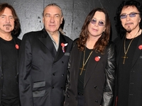 Оззи Осборн и его группа Black Sabbath дали последний концерт