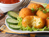 Картофельные шарики во фритюре