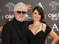 Goya Cinema Awards: Пенелопа Крус сразила смелым декольте на церемонии