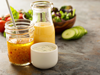 Как приготовить заправку для салата: три вкусные идеи