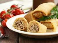 Блины с фаршем: три идеи к Масленице