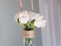 Идеи для дома: необычные вазочки, которые можно сделать своими руками