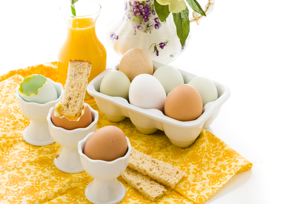 Как сварить яйцо всмятку и вкрутую