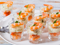 Как приготовить салат из креветок: ТОП-5 рецептов