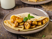 Блины с фламбированными бананами