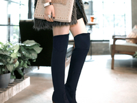 Как чистить замшевую обувь: практические советы