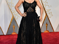 Оскар 2017: лучшие наряды с красной дорожки