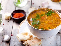 Постный суп из чечевицы: три вкусные идеи