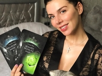 Беременная Анна Седокова показала, как выглядит без макияжа