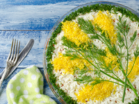 Салаты на 8 марта: ТОП-5 рецептов в виде цветов