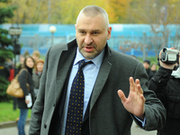 Российский адвокат развелся с женой из-за Надежды Савченко