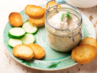 Соус дип из лосося с зеленью