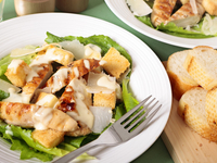 Салат из запеченной курицы: ТОП-5 рецептов