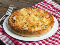 Пицца с морепродуктами в мультиварке