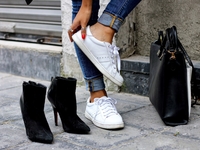 Чистим белую обувь: восемь лайфхаков