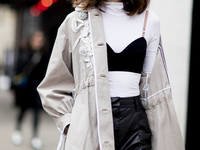 Как носить кроп-топ: десять нескучных вариантов для весны