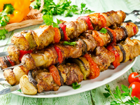 Вкусный шашлык из свинины: ТОП-5 рецептов