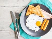 Как приготовить яичницу с хрустящей корочкой