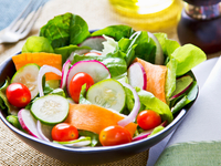 Салаты для пикника: ТОП-5 рецептов с редисом