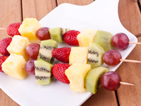 Рецепт для пикника: фруктовые шашлычки