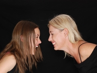 Когда поздравить маму с Днем матери в 2022