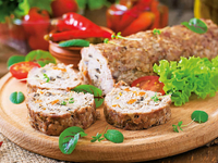 Рулет из куриного фарша: три вкусные идеи