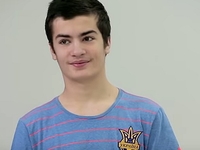 Сын Порошенко надел футболку с надписью UKRAINE