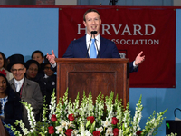 Марк Цукерберг получил диплом Гарвардского университета спустя 13 лет