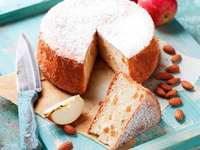 Яблочный пирог с орехами в мультиварке