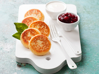 Сырники из творога: ТОП-5 рецептов